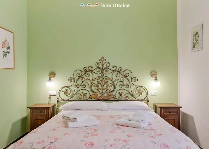 Le Libellule, Terre Marine Apartment